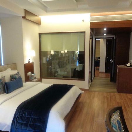 Rs Sarovar Portico Pālampur Exterior photo