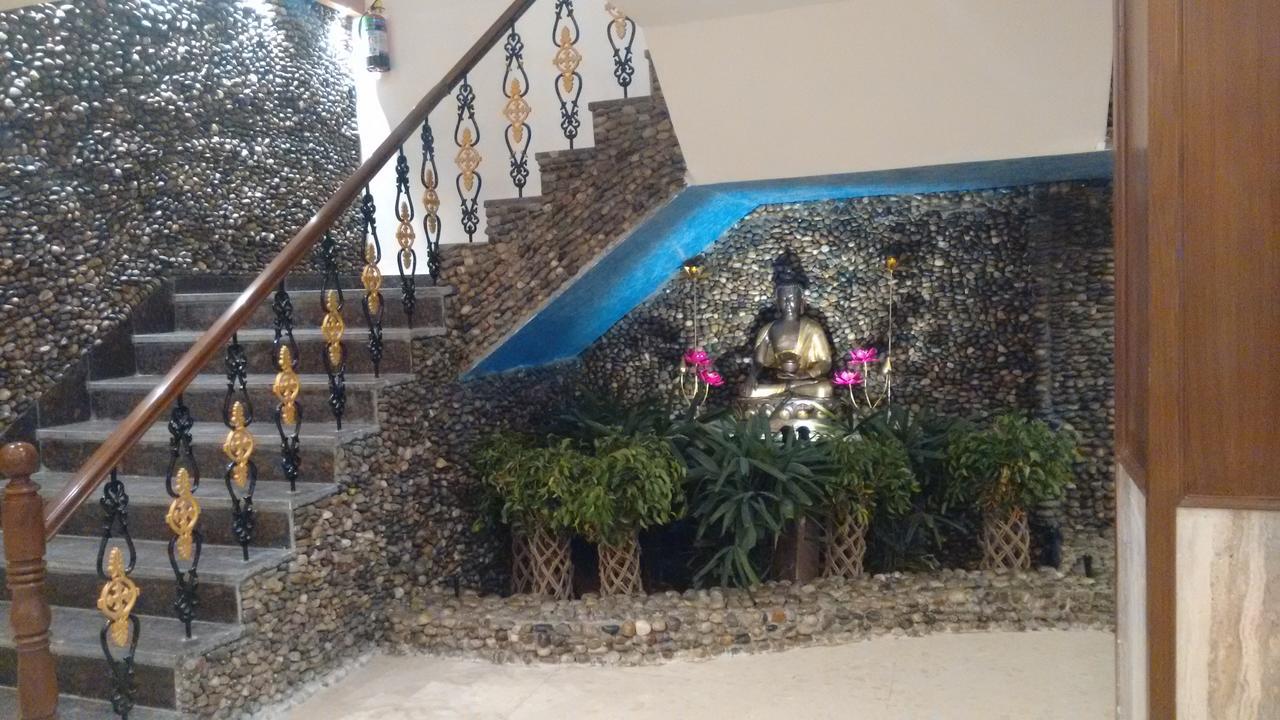 Rs Sarovar Portico Pālampur Exterior photo