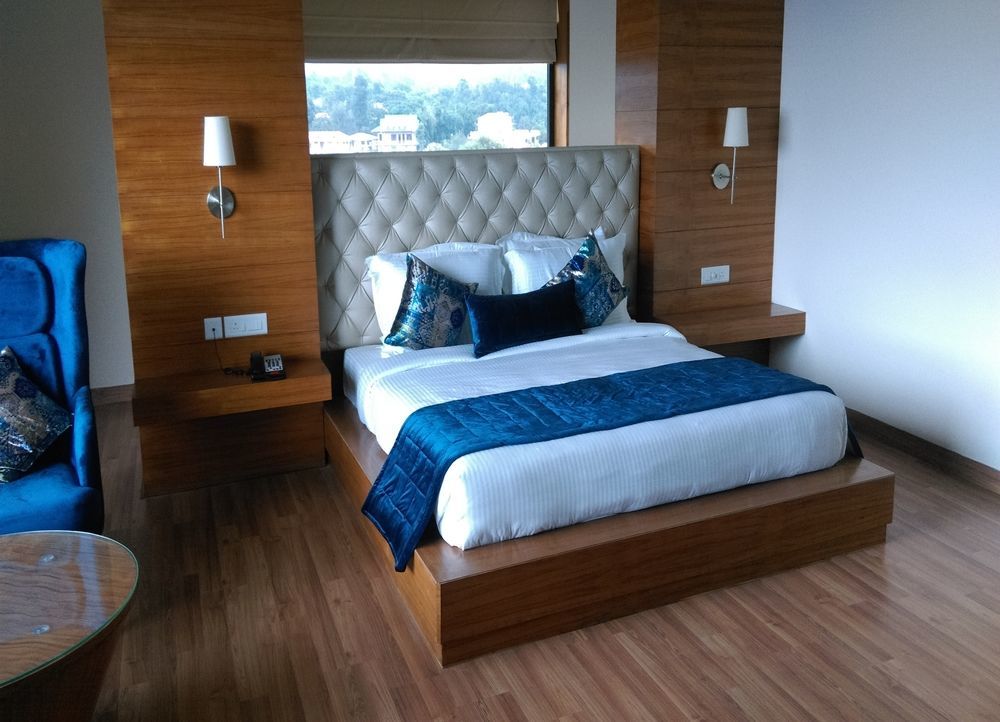 Rs Sarovar Portico Pālampur Exterior photo