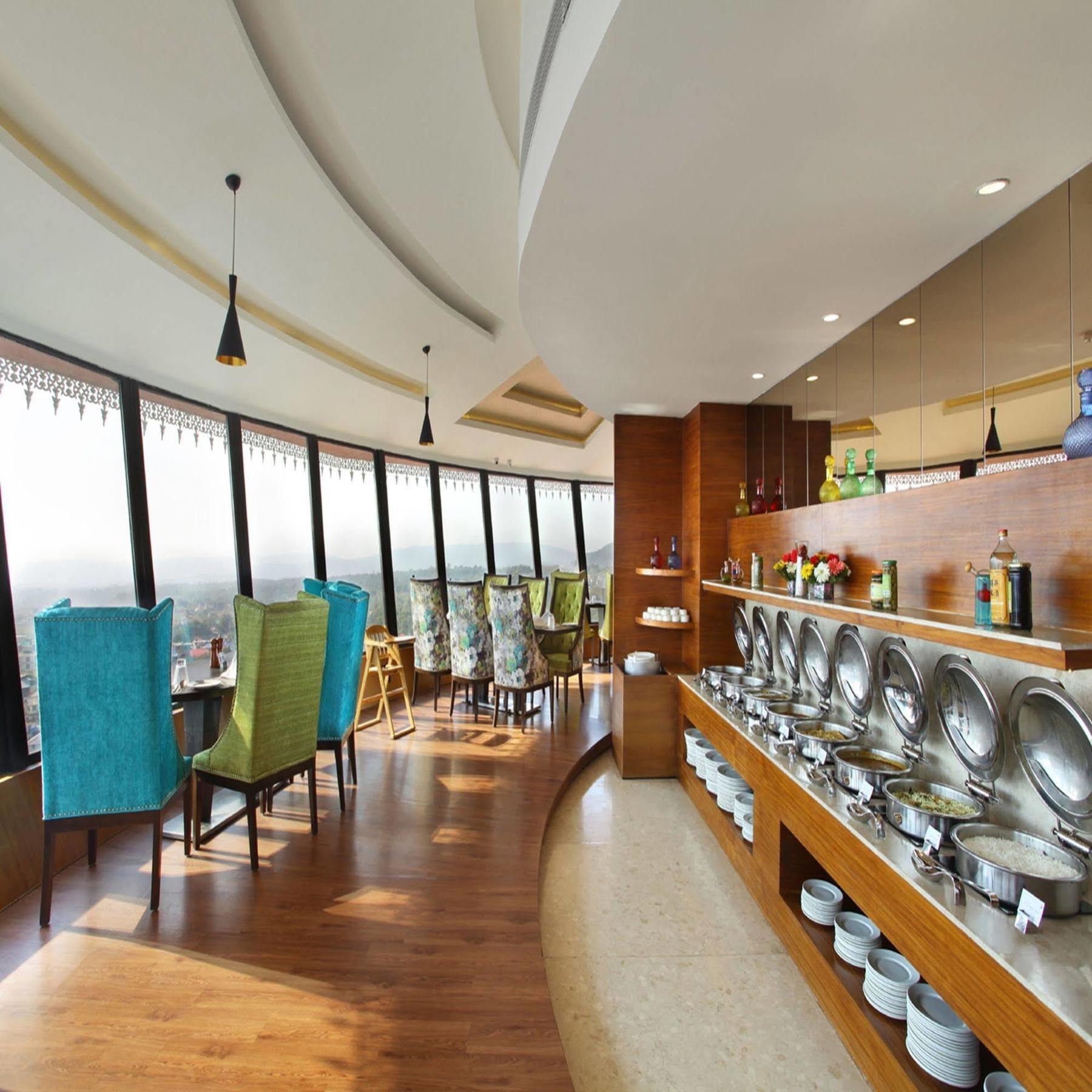 Rs Sarovar Portico Pālampur Exterior photo